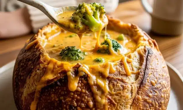 Broccoli Cheddar Soup (Panera Copycat) – A Comforting Delight